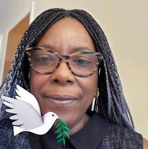 Meet your Posher, Adlyne